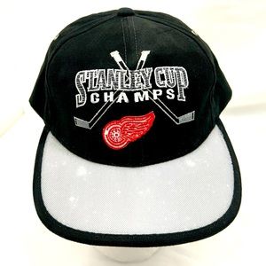 Stanley Cup Vintage Hat 1999 Detroit Redwings Hockey NHL Starter Cap Black 90s